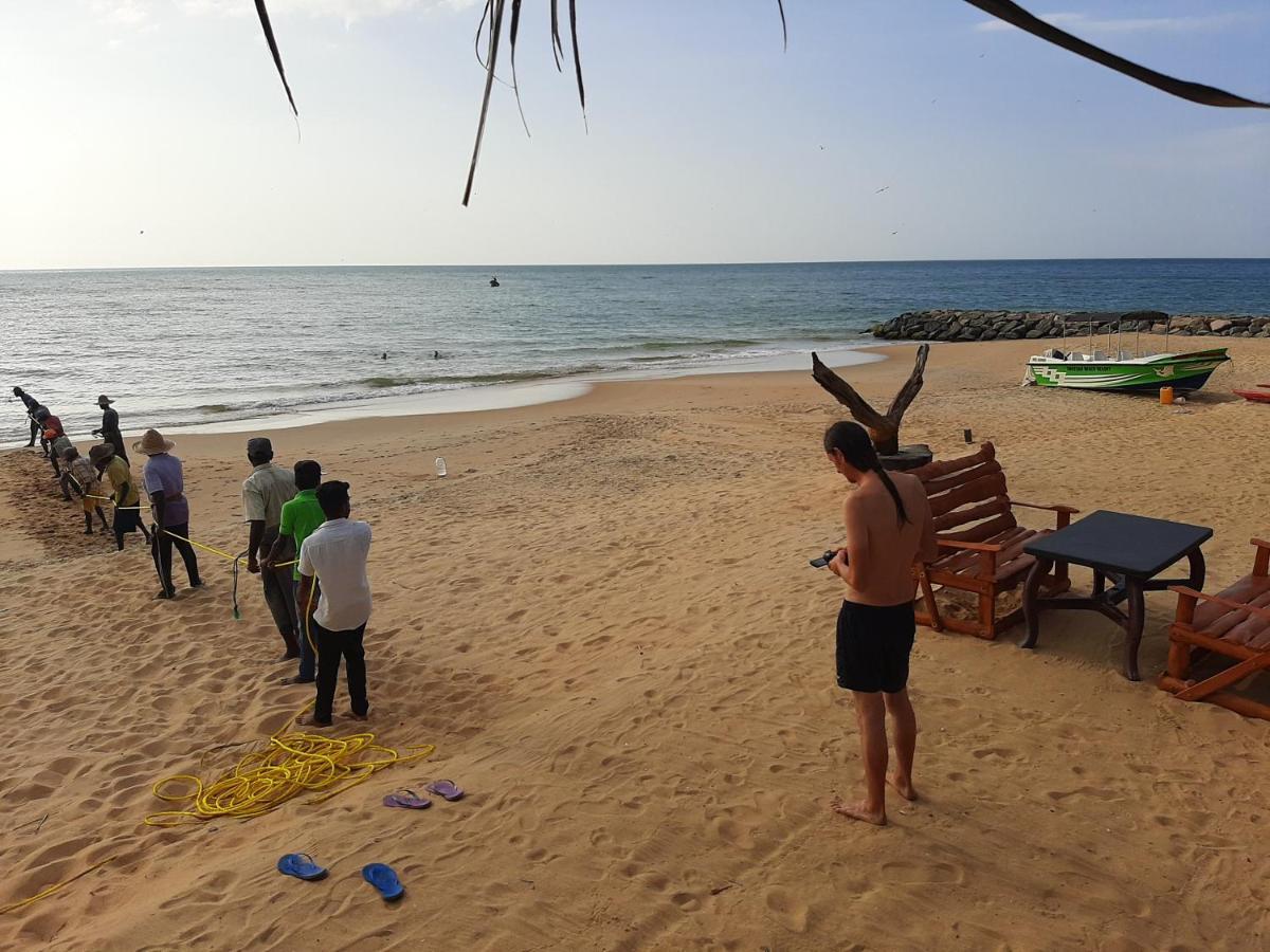 Omeesha Beach Hotel Kalpitiya Buitenkant foto
